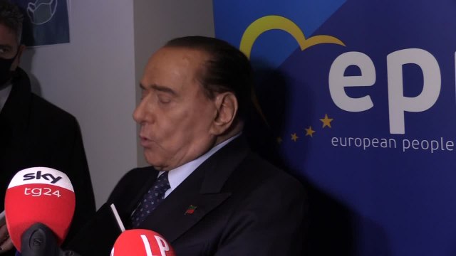 Berlusconi: Draghi al Colle sarebbe ottimo, ma come premier piu' vantaggi al paese