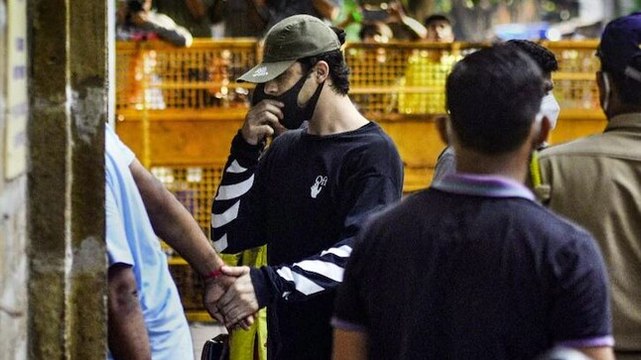 Aryan Khan, 7 others judicial custody extended till Oct 30; NCB grills Ananya Panday; more