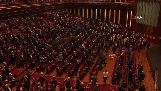 Son dakika haberi! Cumhurbaşkanı Yardımcısı Oktay: Sürdürülebilir su politikalarının oluşturulması, iklim değişikliği etkilerinin fazlasıyla hissedildiği günümüzde...