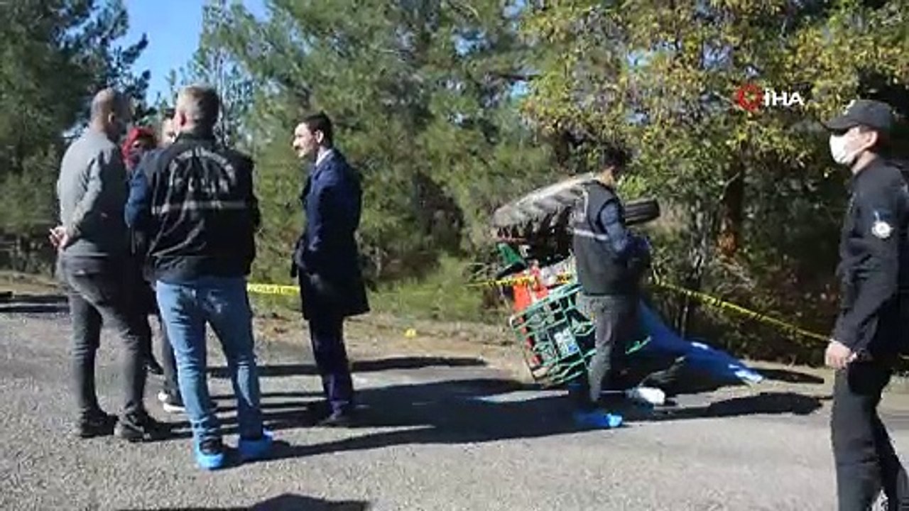 Tokat’ta devrilen traktörün altında kalan sürücü hayatını kaybetti