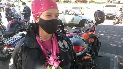 Expedição de mulheres motociclistas passa por Umuarama para promover a campanha Outubro Rosa