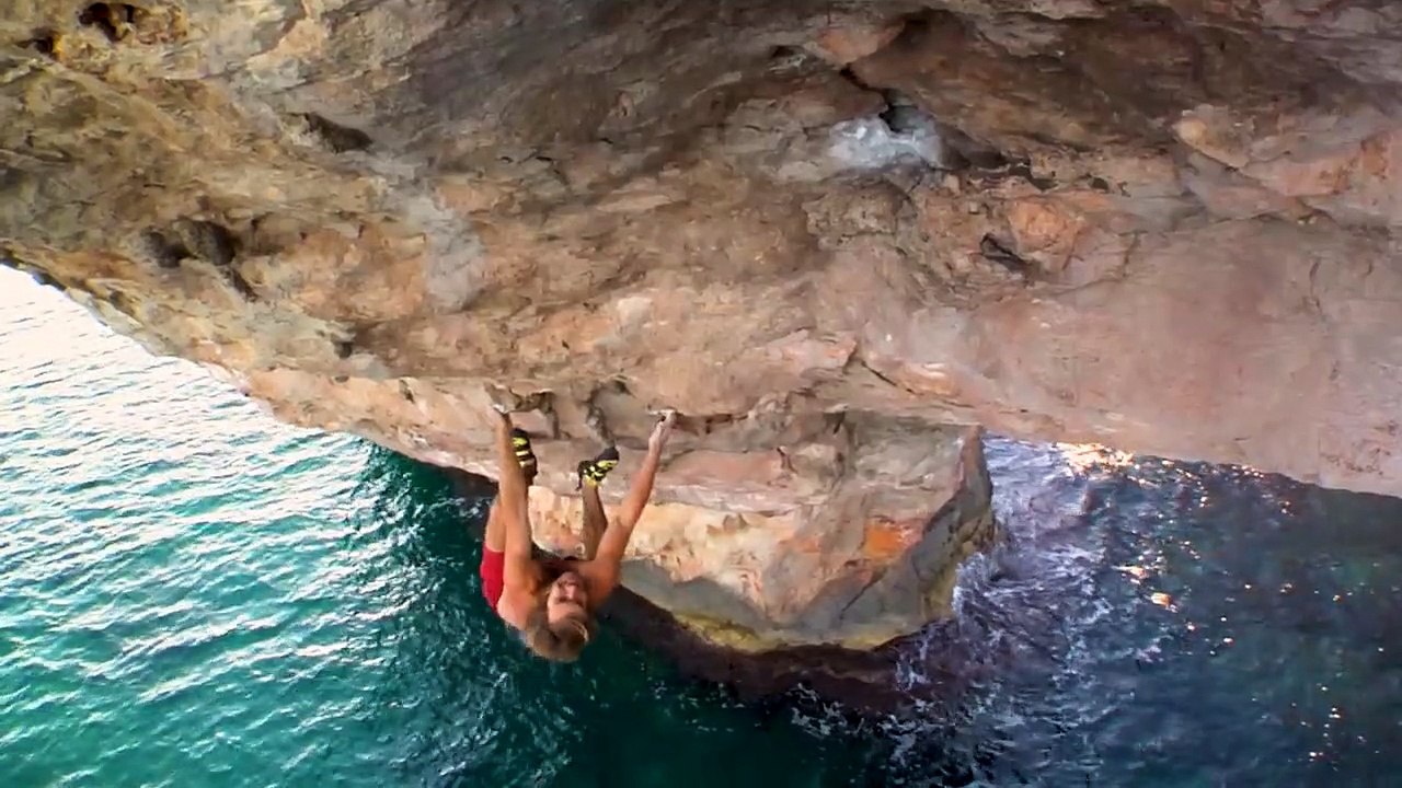 Chris Sharma's Most Spectacular Climb! First Ascent of Es Pontás, Mallorca
