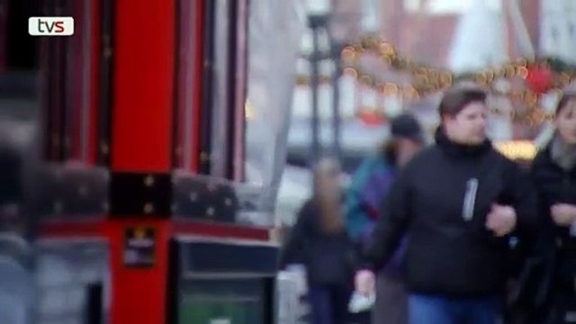 Juletogets tur gennem gågaden | Aabenraa | 22-12-2016 | TV SYD @ TV2 Danmark