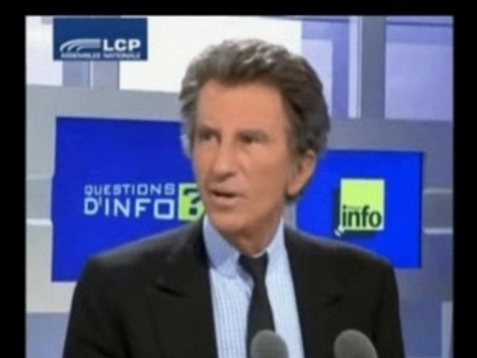 Jack Lang et les hochets