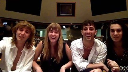 I Maneskin e Iggy Pop: "Vi ho visti, eravate senza pantaloni"