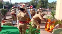 शहीदों की स्मृति में 101 पुलिसकर्मियों ने किया रक्तदान