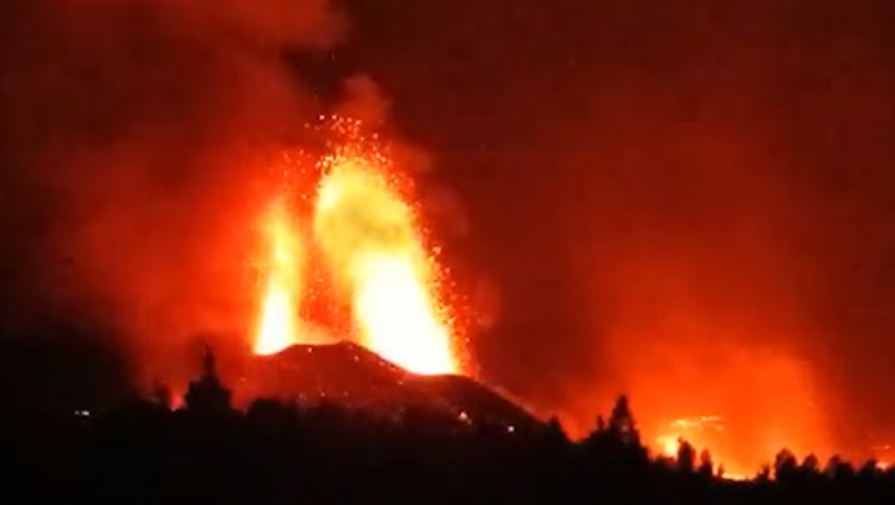 Lava flows over more than three square miles as Cumbre Vieja eruption continues