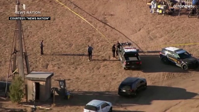 الممثل أليك بالدوين يقتل مديرة التصوير ويصيب المخرج عن غير قصد أثناء تصوير فيلم