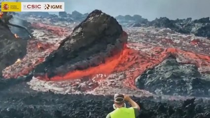 Viral! Bongkahan Pyroclastic Gunung Berapi Cumbre Vieja