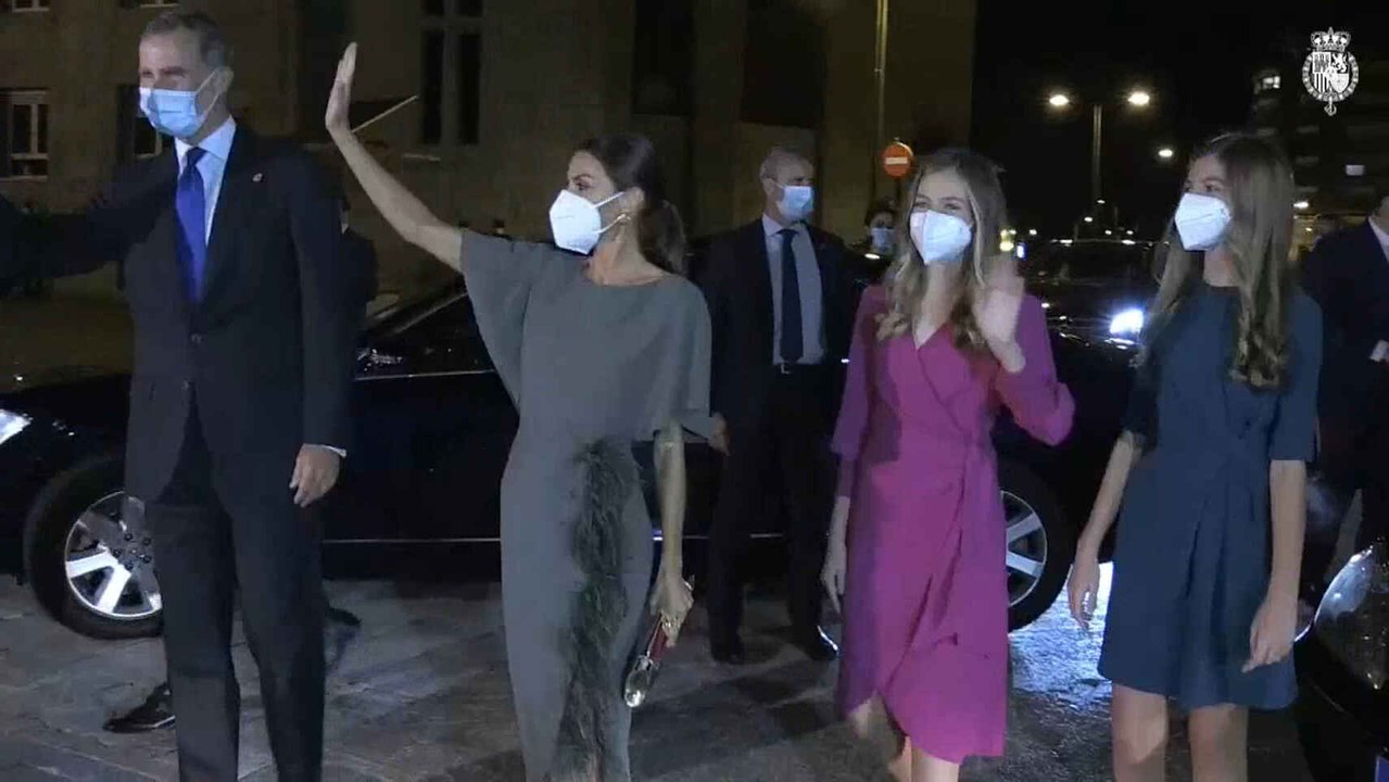 La princesa Leonor reaparece con los reyes en Oviedo tras regresar de Gales