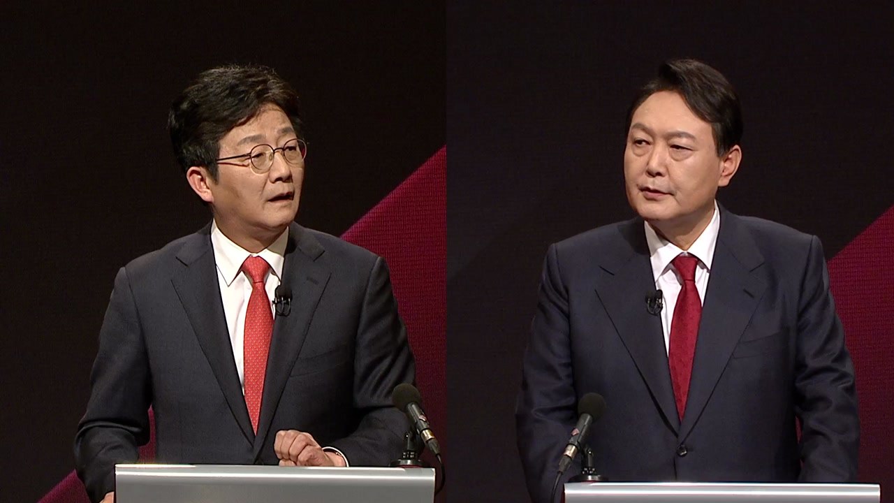 유승민 "국민 개 취급" vs 윤석열 "내로남불 아닌가" / YTN