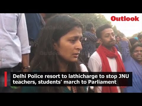 Delhi Police resort to lathicharge to stop JNU teachers, students' march