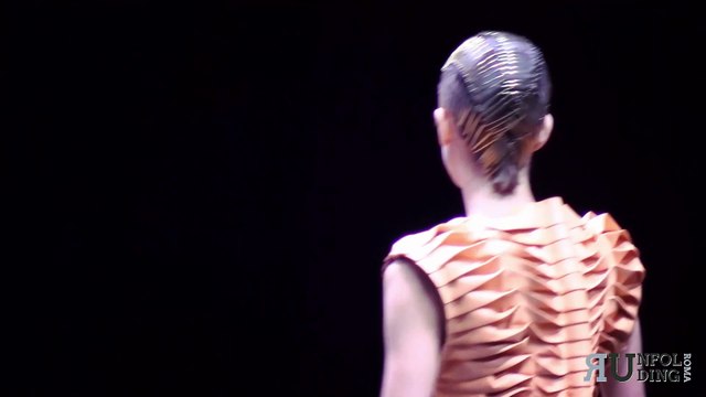 Crangon Crangon interroga lo spazio dietro. Al Teatro Vascello di Roma