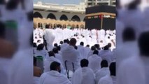 Kabe'de sosyal mesafesiz ilk cuma namazı