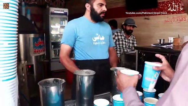 07. Rabri Falooda at Famous Mani - Hospital Road Saddar Rawalpindi Street Food - National Foodies
