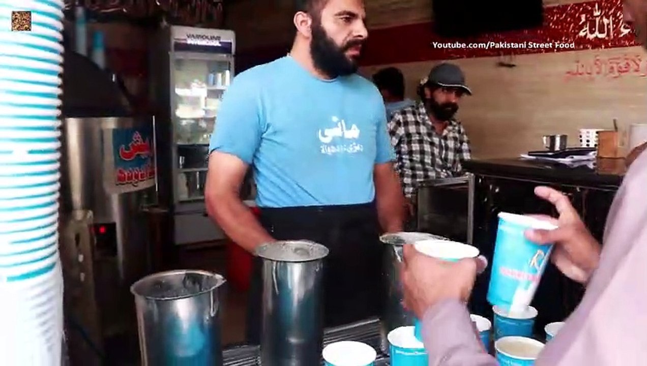 07. Rabri Falooda at Famous Mani - Hospital Road Saddar Rawalpindi Street Food - National Foodies