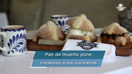 Pan de muerto relleno de… ¡mole! ¿Lo probarías?