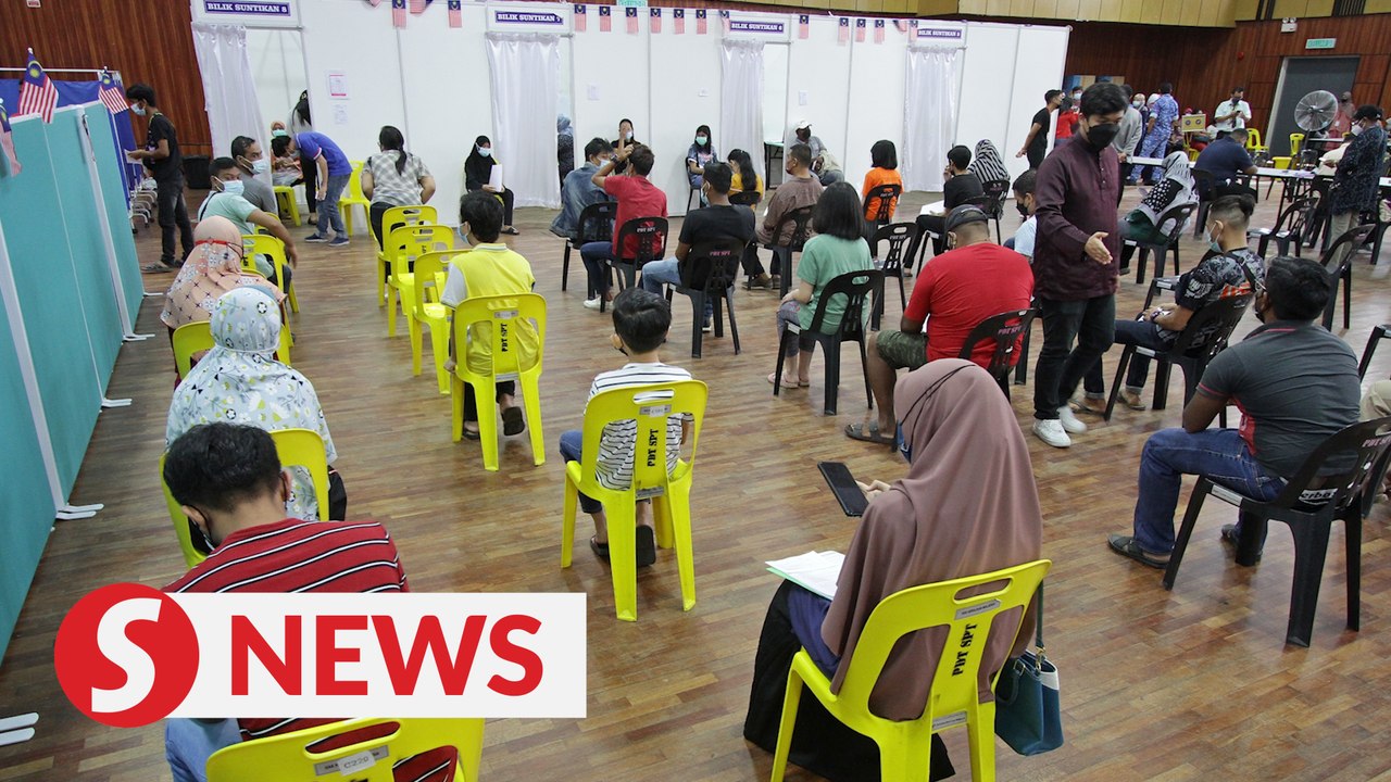 Time for govt to use drastic measures to deal with anti-vaxxers, says Muhyiddin