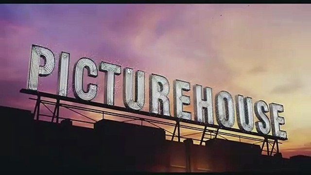 Le documentaire Cousteau plonge dans la vie du légendaire commandant au bonnet rouge, dévoilant les multiples facettes d'un homme qui fut l'un des Français les plus connus dans le monde - VIDEO