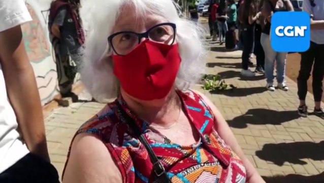 Longas filas se formam nas unidades de saúde e moradores reclamam