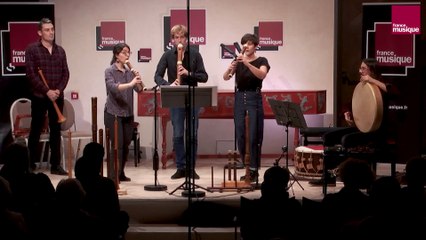 Into the Winds : Bassadanza "Zoglioza" / Ballo francese "Les petits riens" / Voltate in ça Rosina