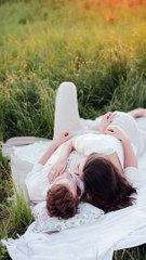 Cupal romance in tha  garden