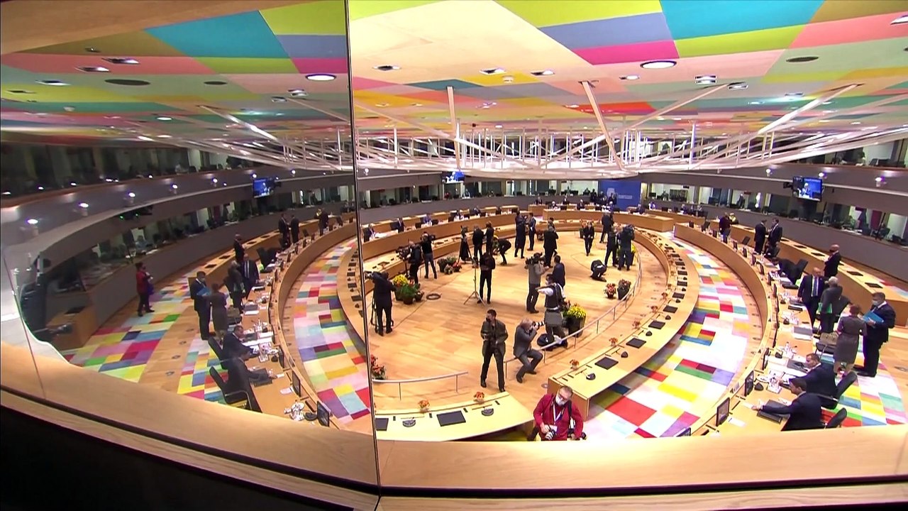 EU-Gipfel: Scharfe Kritik an Lukaschenko und Ovationen für Merkel