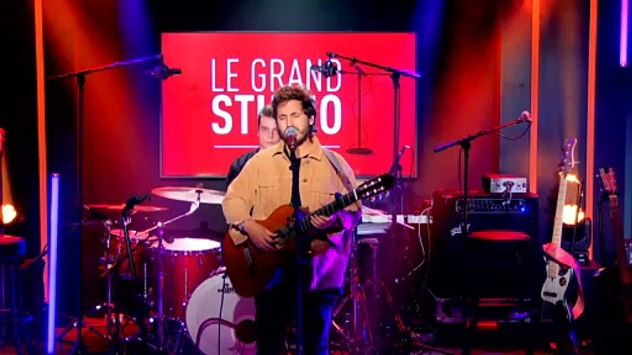 Mickaël Miro interprète "L'horloge Tourne" dans "Le Grand Studio RTL"