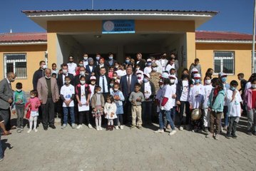 Malazgirt'te "TÜBİTAK 4006 Bilim Fuarı" açıldı