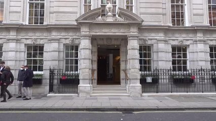 İngiliz müzayede evi altı Osmanlı padişahının portresini satışa sunacak