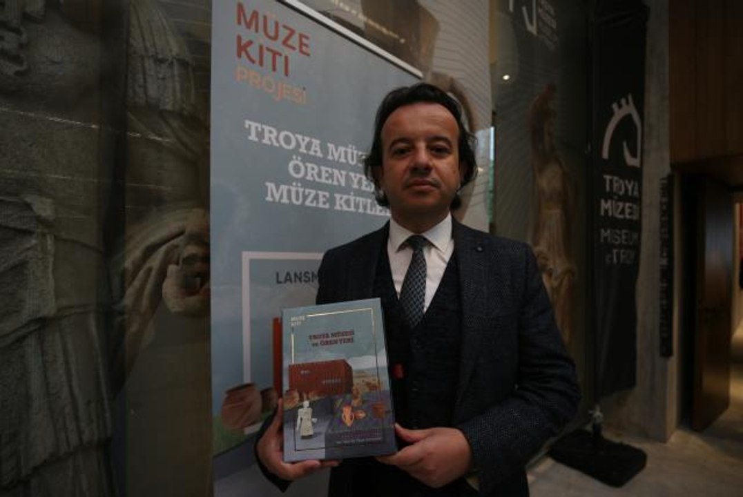 'TROYA MÜZESİ VE ÖREN YERİ MÜZE KİTİ' TANITILDI