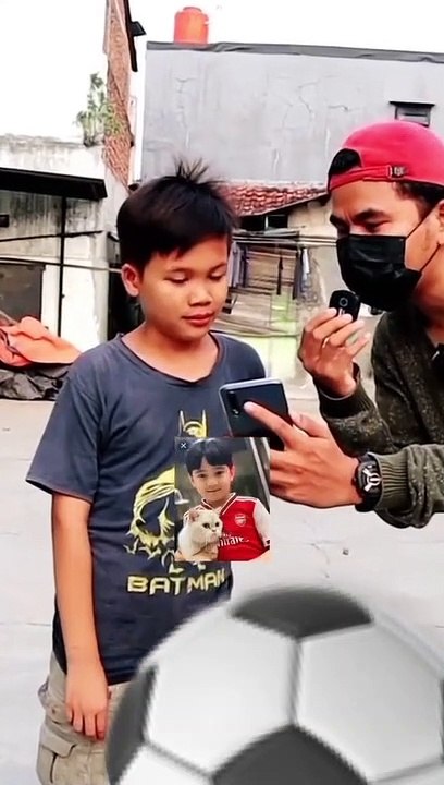 Apakah bapaknya rafatar Sule