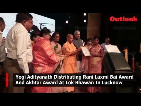 Yogi Adityanath Distributing Rani Laxmi Bai Award And Begum Akhtar Award At Lok Bhawan In Lucknow