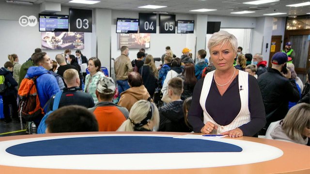 Локдаун или имитация? Есть ли у Кремля план, как победить ковид в РФ? DW Новости (22.10.2021)