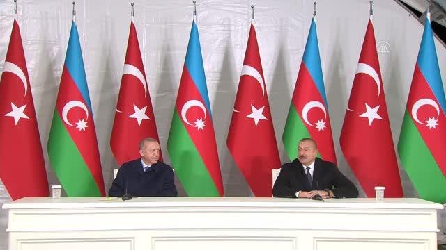 Aliyev: Öz halkını, devletini, halkının çıkarlarını, gururunu koruyan ve savunan lider bugün Azerbaycan'dadır.