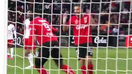 EN AVANT GUINGAMP - NÎMES OLYMPIQUE (3 - 1) - Résumé - (EAG - NO)   2021-2022