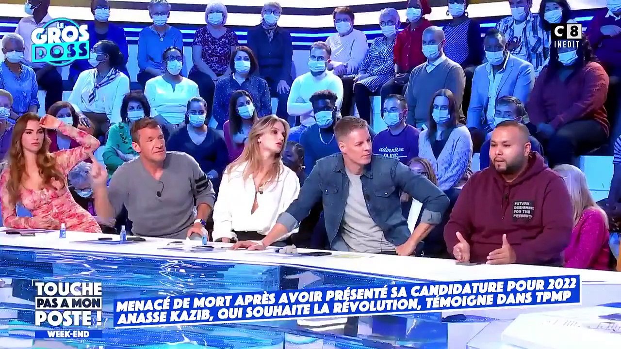 Anasse Kazib, candidat à la Présidentielle, explique pourquoi il n'y aura jamais de drapeau Français à ses meetings : "C'est avec ce drapeau qu'on a collaboré avec les nazis, c'est avec de drapeau là qu'on a fait la colonisation"