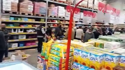 Açılışa özel ucuz yağ kapışıldı