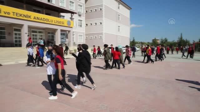 Hijyen malzemesi üreten meslek lisesi yıllık 4 milyon lira ciro hedefinde