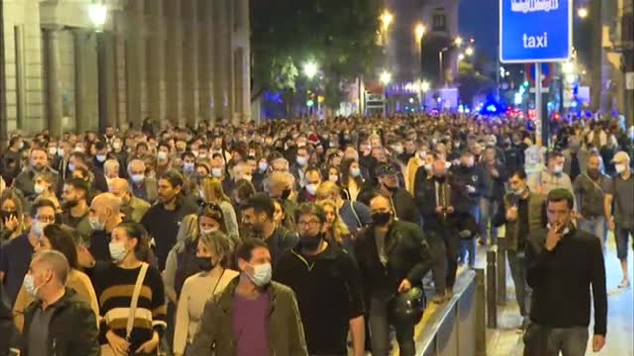 Guardia Urbana y Mossos exigen más respeto a su autoridad en una protesta multitudinaria en Barcelona
