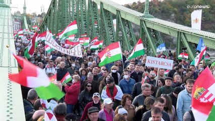 Duas marchas em Budapeste