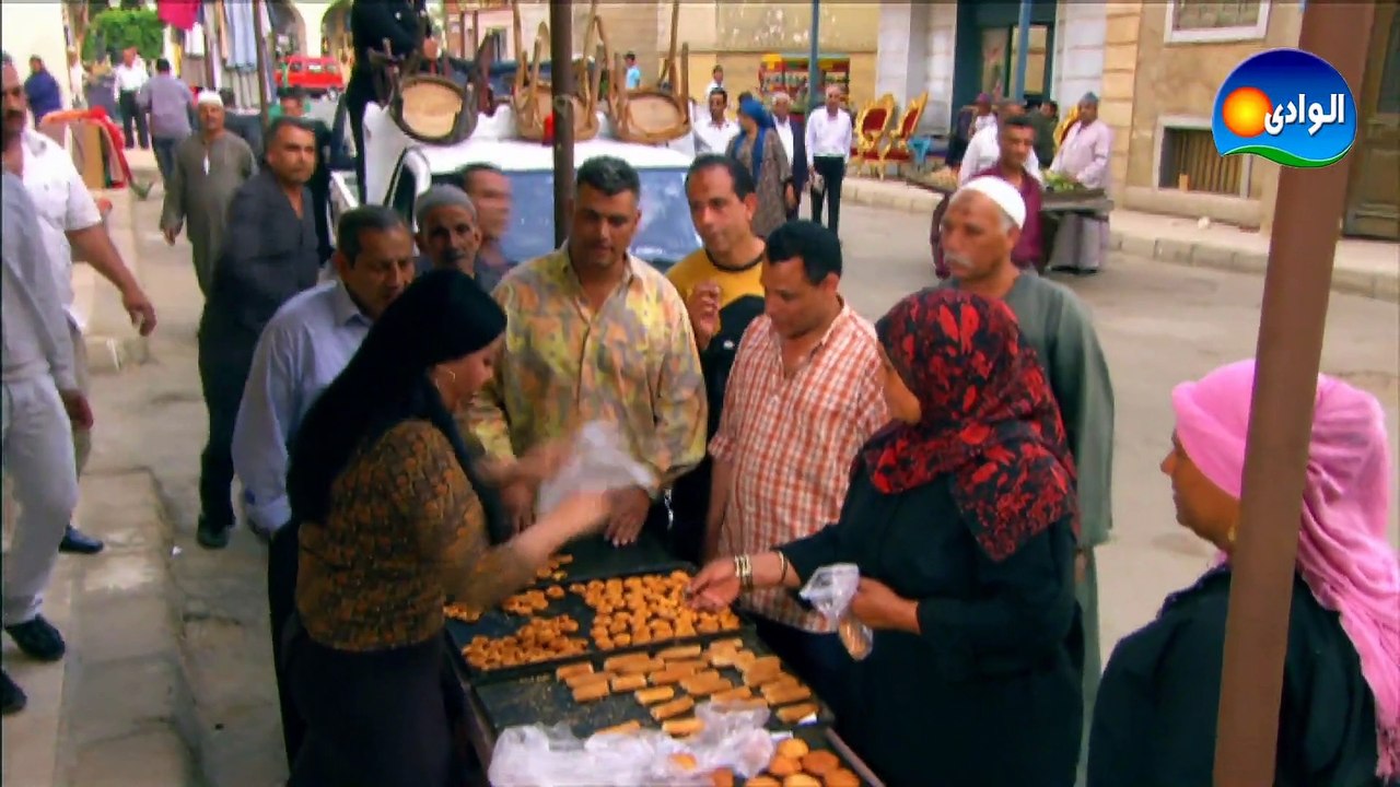 كيداهم مش عايزه صافيه ( سميه الخشاب ) تأكل عيش...