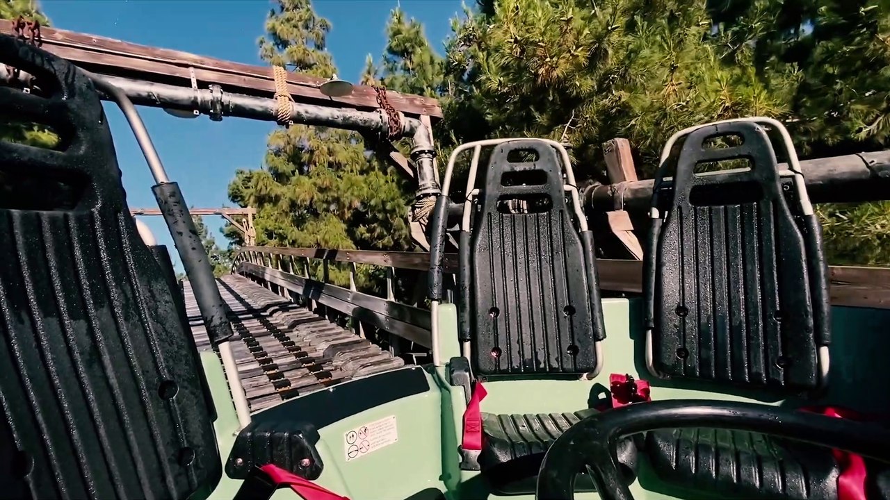 Grizzly River Run (Disney's California Adventure) - 4K Spinning Rapids Ride