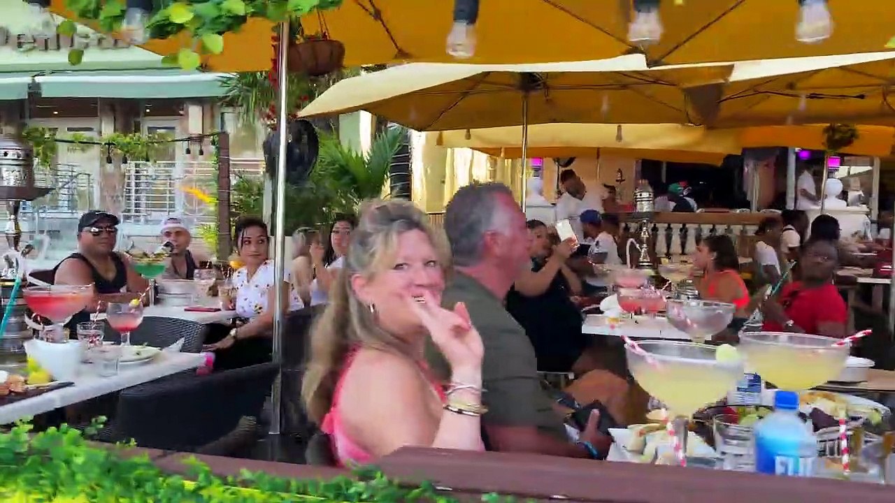 WALK Ocean Drive 2021 MIAMI BEACH Florida video USA