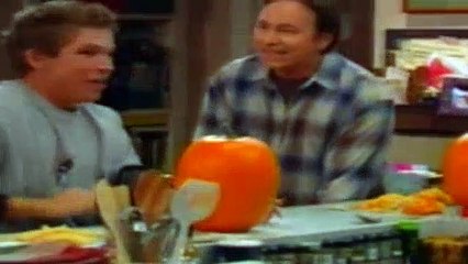 8 Simple Rules S01E07 - Trick or Treehouse