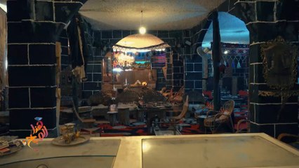 شاب من النازحين يقيم متحفا للتراث السوري