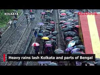 Heavy rains lash Kolkata and parts of Bengal