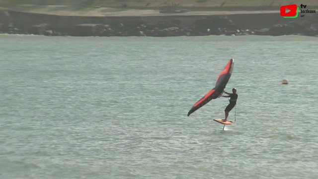 Côte Basque | Wingfoil à Socoa - Bordeaux Surf TV