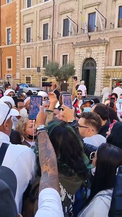 Así trata el Vaticano a los cubanos que piden democracia en Cuba: les impiden la entrada