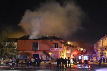 KERESTE DÜKKANINDA ÇIKAN YANGIN KORKUTTU